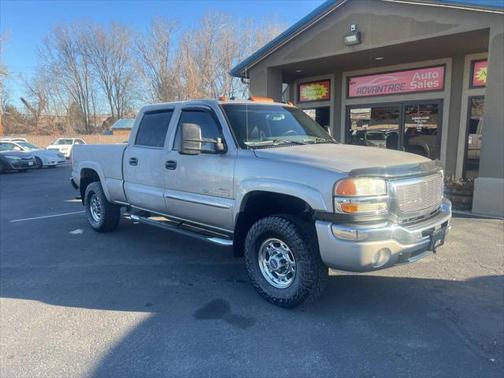 2004 GMC Sierra 2500 SLT H/D Crew Cab