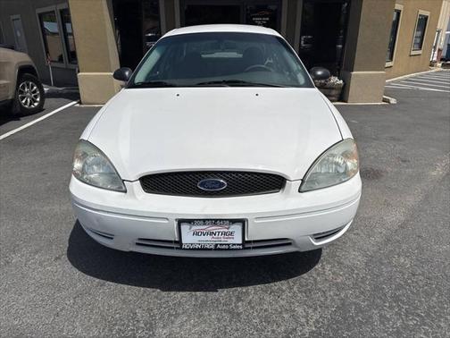 2006 Ford Taurus SE 4dr Sedan