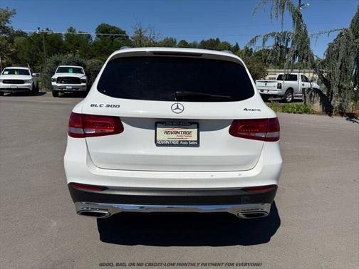 Polar White 2017 Mercedes-Benz GLC 300 4MATIC