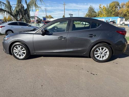 2016 Mazda Mazda3 i Touring