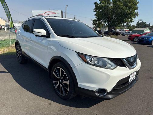 2017 Nissan Rogue Sport SL