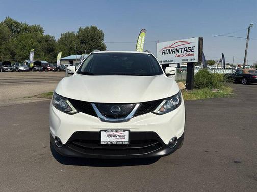 2017 Nissan Rogue Sport SL