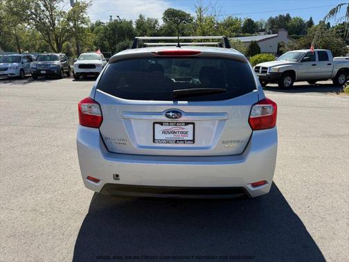 Ice Silver Metallic 2014 Subaru Impreza 2.0i