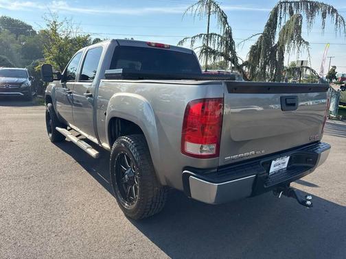 2007 GMC Sierra 1500 SLE1 Crew Cab