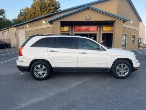 2005 Chrysler Pacifica Touring