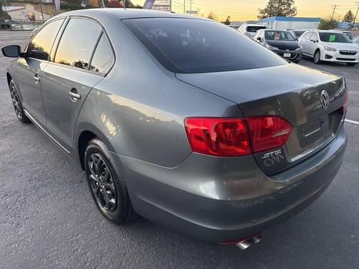 2012 Volkswagen Jetta SE