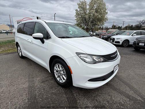 2017 Chrysler Pacifica LX