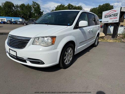 Bright White Clearcoat 2014 Chrysler Town & Country Touring