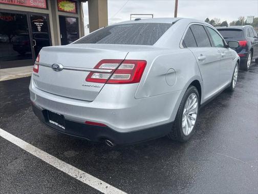 2017 Ford Taurus Limited 4dr Sedan