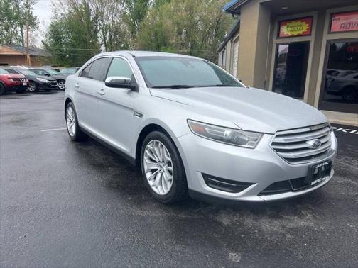 2017 Ford Taurus Limited 4dr Sedan