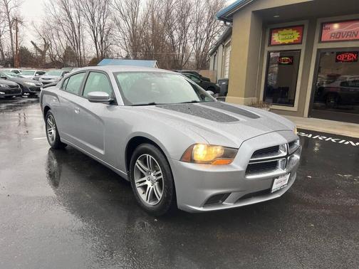 Granite Crystal Metallic Clearcoat 2014 Dodge Charger SE