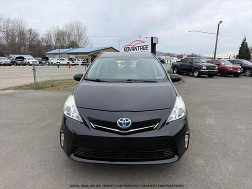 2012 Toyota Prius v Five