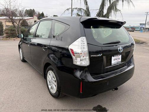 2012 Toyota Prius v Five