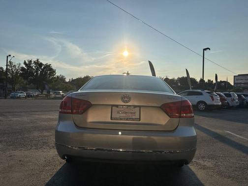 2013 Volkswagen Passat 3.6 SEL Premium