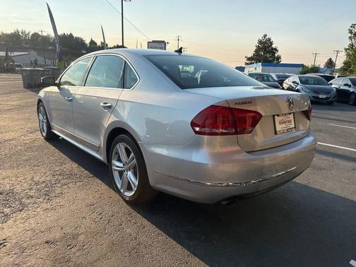 2013 Volkswagen Passat 3.6 SEL Premium