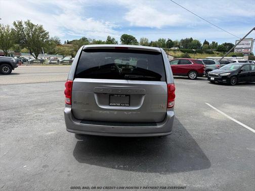 Billet Silver Metallic Clearcoat 2015 Dodge Grand Caravan R/T