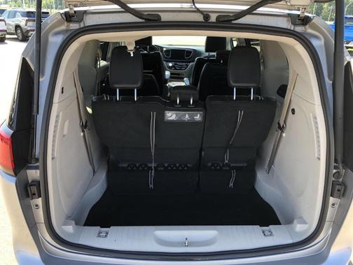 2018 Chrysler Pacifica Touring-L Plus