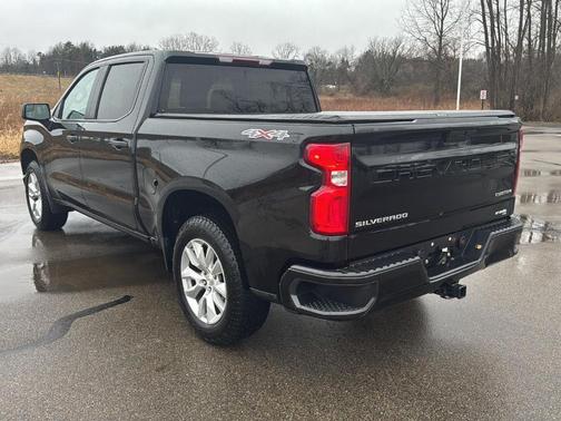 Black 2021 Chevrolet Silverado 1500 Custom