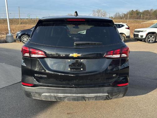 Mosaic Black Metallic 2022 Chevrolet Equinox 1LT