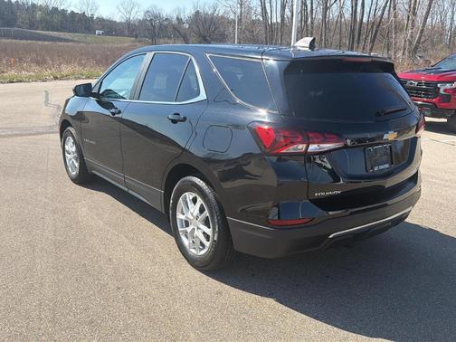 Mosaic Black Metallic 2022 Chevrolet Equinox 1LT