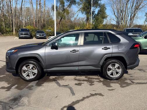 Magnetic Gray Metallic 2022 Toyota RAV4 XLE