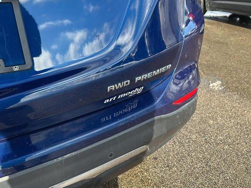 2023 Chevrolet Equinox Premier