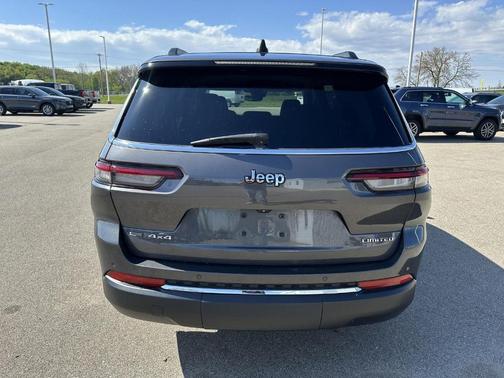 Metallic 2022 Jeep Grand Cherokee L Limited
