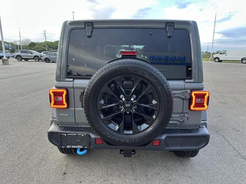 Sting Gray Clearcoat 2023 Jeep Wrangler 4xe Sahara