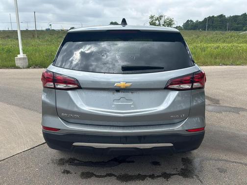 Sterling Gray Metallic 2024 Chevrolet Equinox LT