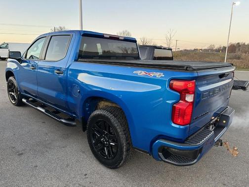 2022 Chevrolet Silverado 1500 Custom
