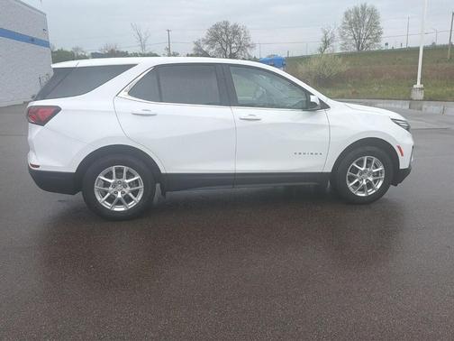 Summit White 2024 Chevrolet Equinox LT