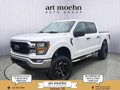 Oxford White 2023 Ford F-150 XLT