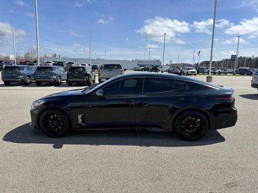 Aurora Black 2021 Kia Stinger GT1
