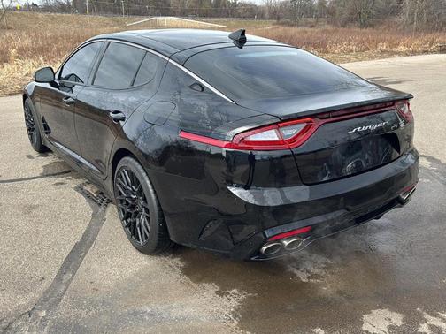 Aurora Black 2021 Kia Stinger GT1