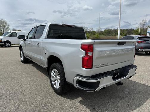 Silver Ice Metallic 2022 Chevrolet Silverado 1500 RST