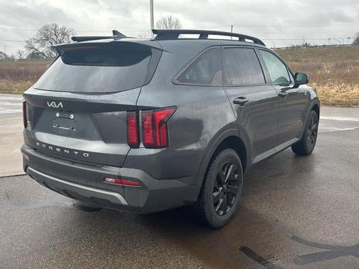 Gray 2022 Kia Sorento X-Line S