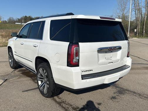 White Frost Tri-Coat 2019 GMC Yukon Denali