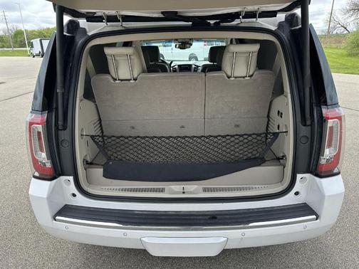 White Frost Tri-Coat 2019 GMC Yukon Denali