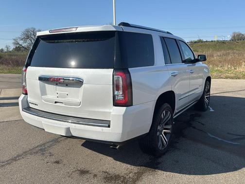 White Frost Tri-Coat 2019 GMC Yukon Denali