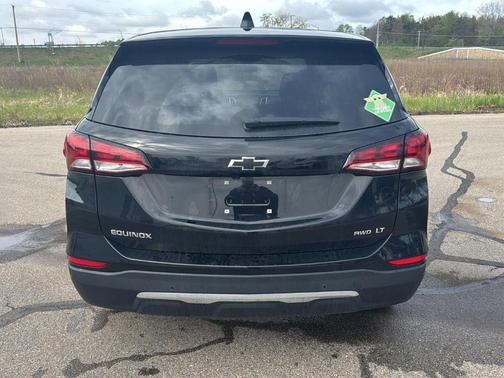 Mosaic Black Metallic 2024 Chevrolet Equinox LT