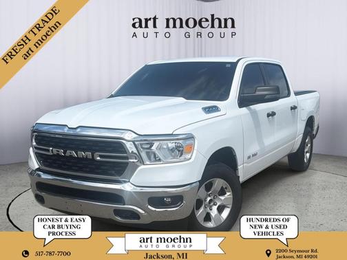 Bright White Clearcoat 2023 RAM 1500 Big Horn