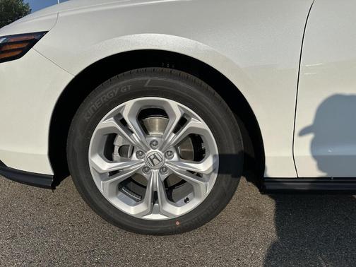 Platinum White Pearl 2026 Honda Accord LX