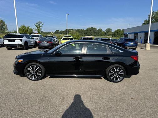 Crystal Black Pearl 2024 Honda Civic EX