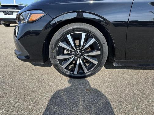 Crystal Black Pearl 2024 Honda Civic EX