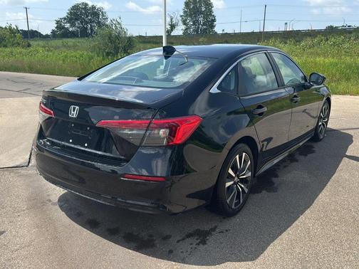 Crystal Black Pearl 2024 Honda Civic EX
