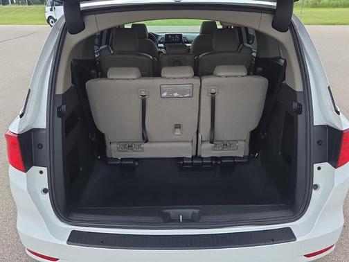 Platinum White Pearl 2022 Honda Odyssey EX-L