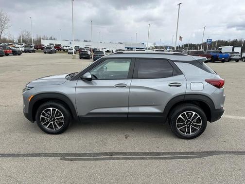Sterling Gray Metallic 2025 Chevrolet Trailblazer LT
