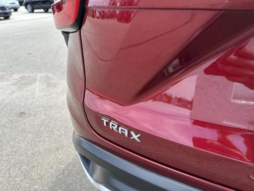 Crimson Metallic 2025 Chevrolet Trax LT