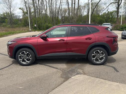 Crimson Metallic 2025 Chevrolet Trax LT