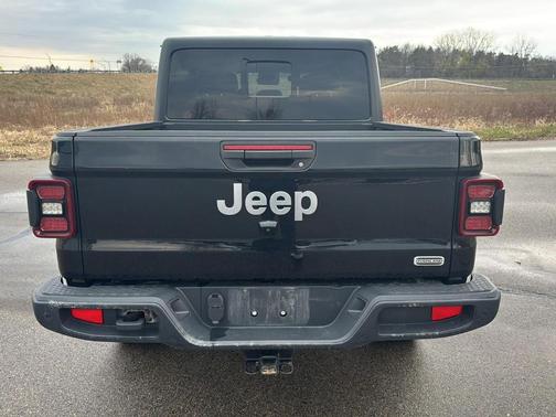 Black 2021 Jeep Gladiator Overland